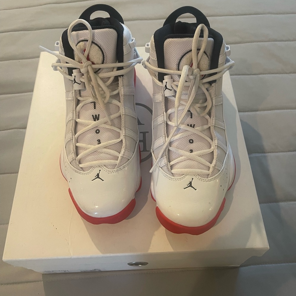 Like New Jordan Air 6 Rings Size 8.5 Men shoe Color: White/Black/University Red